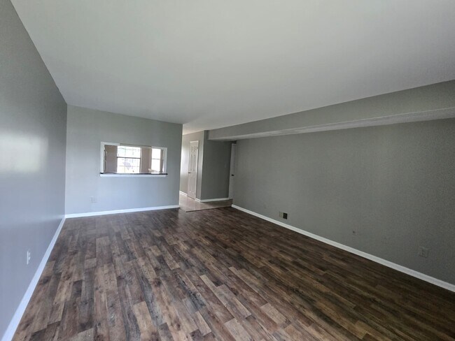 Living Room - Looking Inside - 2104 Woodbridge Commons Way