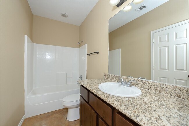 Building Photo - 3361 Keefer Loop
