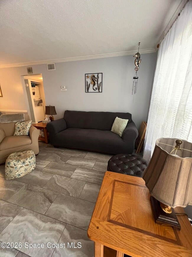 Building Photo - 190 E Olmstead Dr