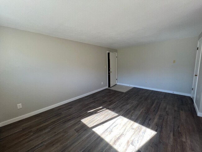 Building Photo - Laporte1850 (KC-LN-KB)