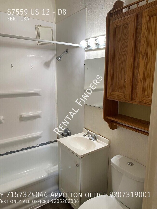 Building Photo - S7559 US-12