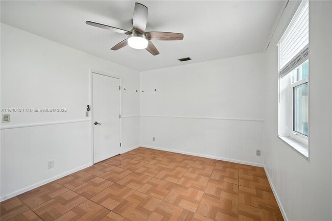 Building Photo - 8041 SW 20th Pl