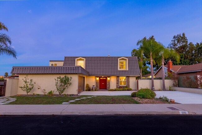 Building Photo - Upgraded 4 Bedroom, 2.5 Bath Single Family Home in University City