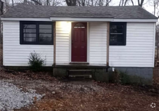 Building Photo - Cozy & Comfy 2 Bed, 1 Bath