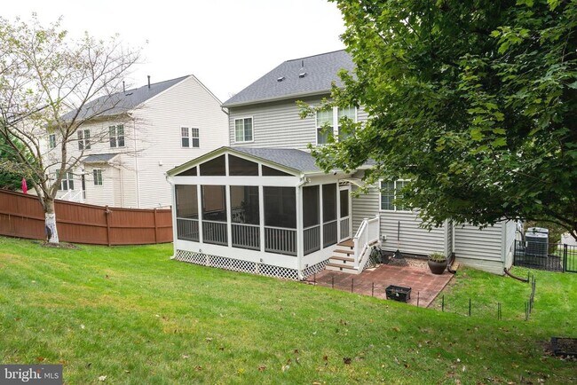 Building Photo - 12955 Luca Station Way