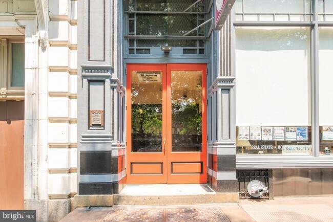 Building Photo - 313 Arch St