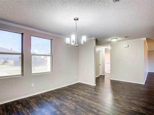 Building Photo - 1033 Burnet Dr