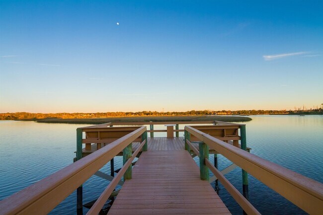 Building Photo - 3425 Haley Pointe Rd