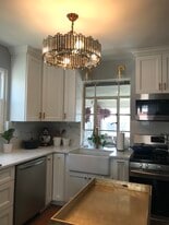 Building Photo - 3121 Lyndale Pl SE