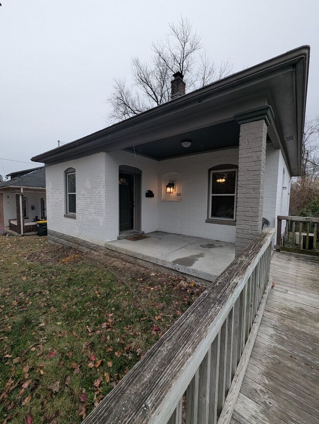 Building Photo - 2 Bedroom House in Boonville