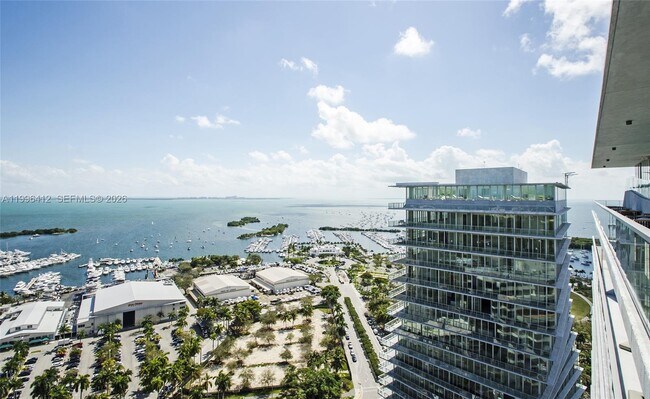 Building Photo - 2669 S Bayshore Dr