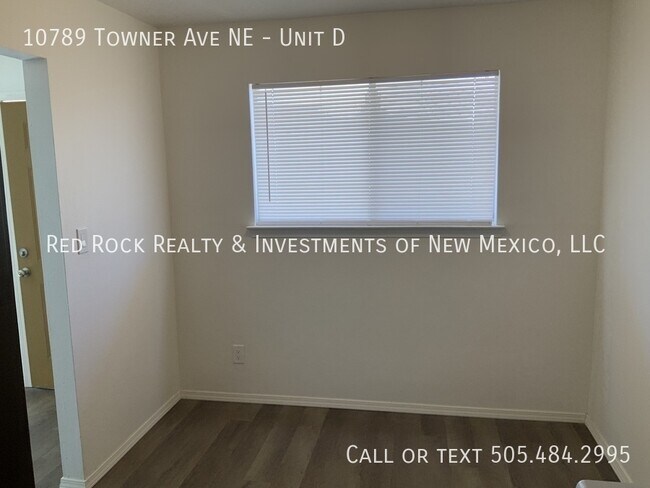 Building Photo - 10789 Towner Ave NE