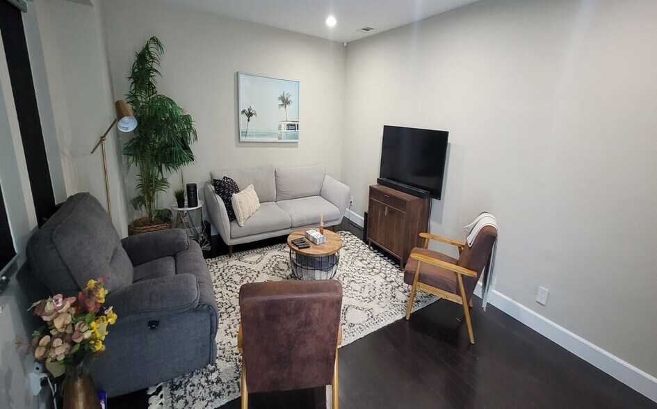 Building Photo - 5256 W 123rd Pl