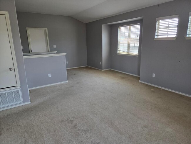 Building Photo - 108 Quarry Ln