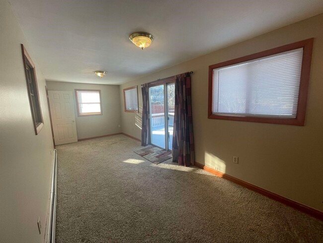 Building Photo - 7 Central Ave