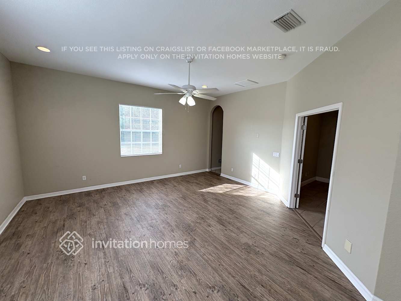 Building Photo - 13075 Peregrin Cir