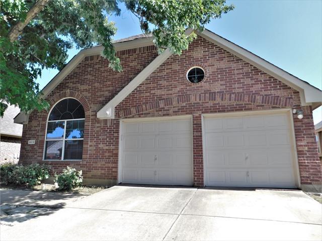 Building Photo - 5813 Brookside Dr