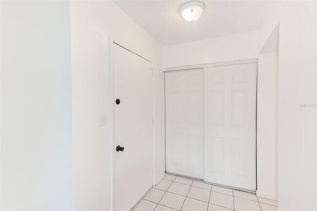 Building Photo - 603 N Keene Rd
