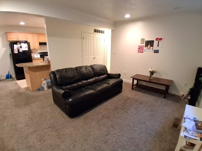 Building Photo - 1533 Riverside Ave