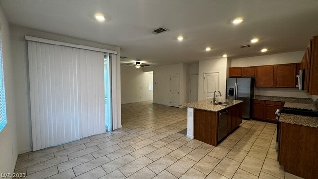 Building Photo - 7080 Garnet Crest Ct
