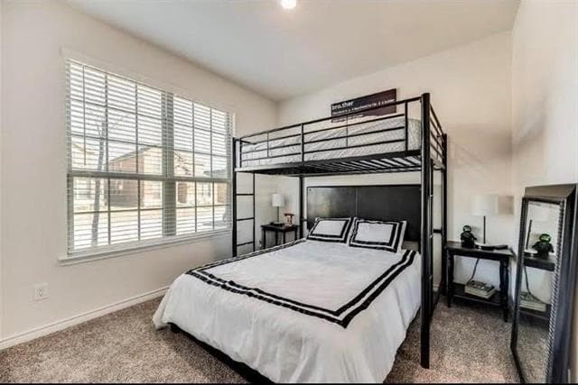 Building Photo - 2621 Franklin Dr