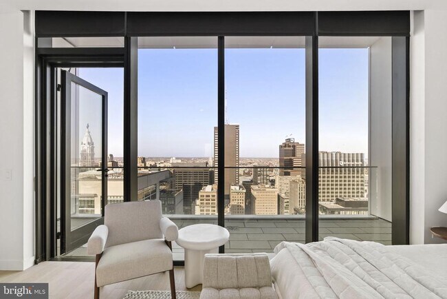 Building Photo - 210 S 12th St