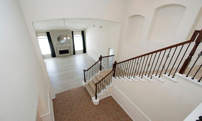 Building Photo - 17935 Gable Oak Ln