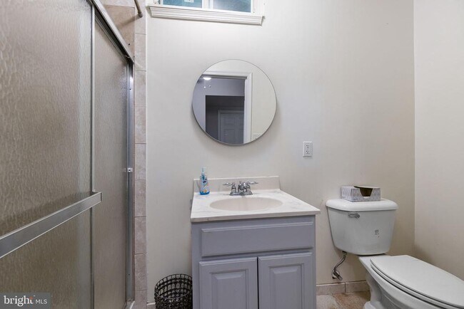 Building Photo - 17 Old Banks Dr