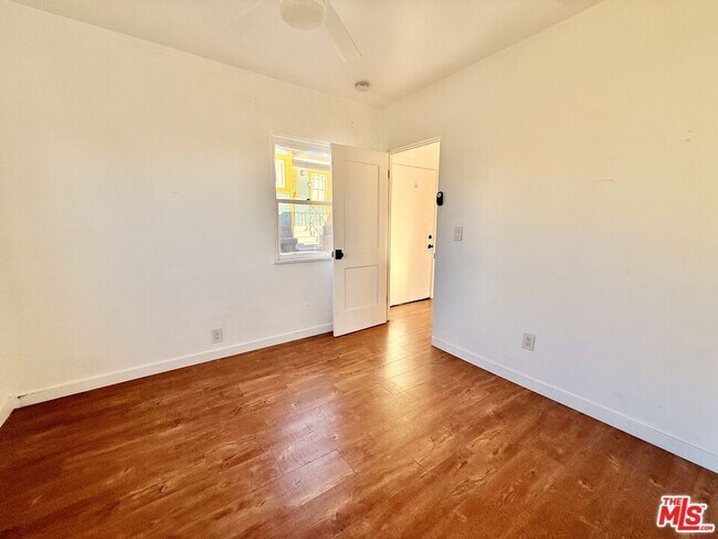 Building Photo - 1345 Quintero St