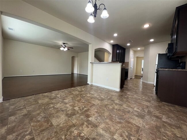 Building Photo - 6510 Capridge Dr