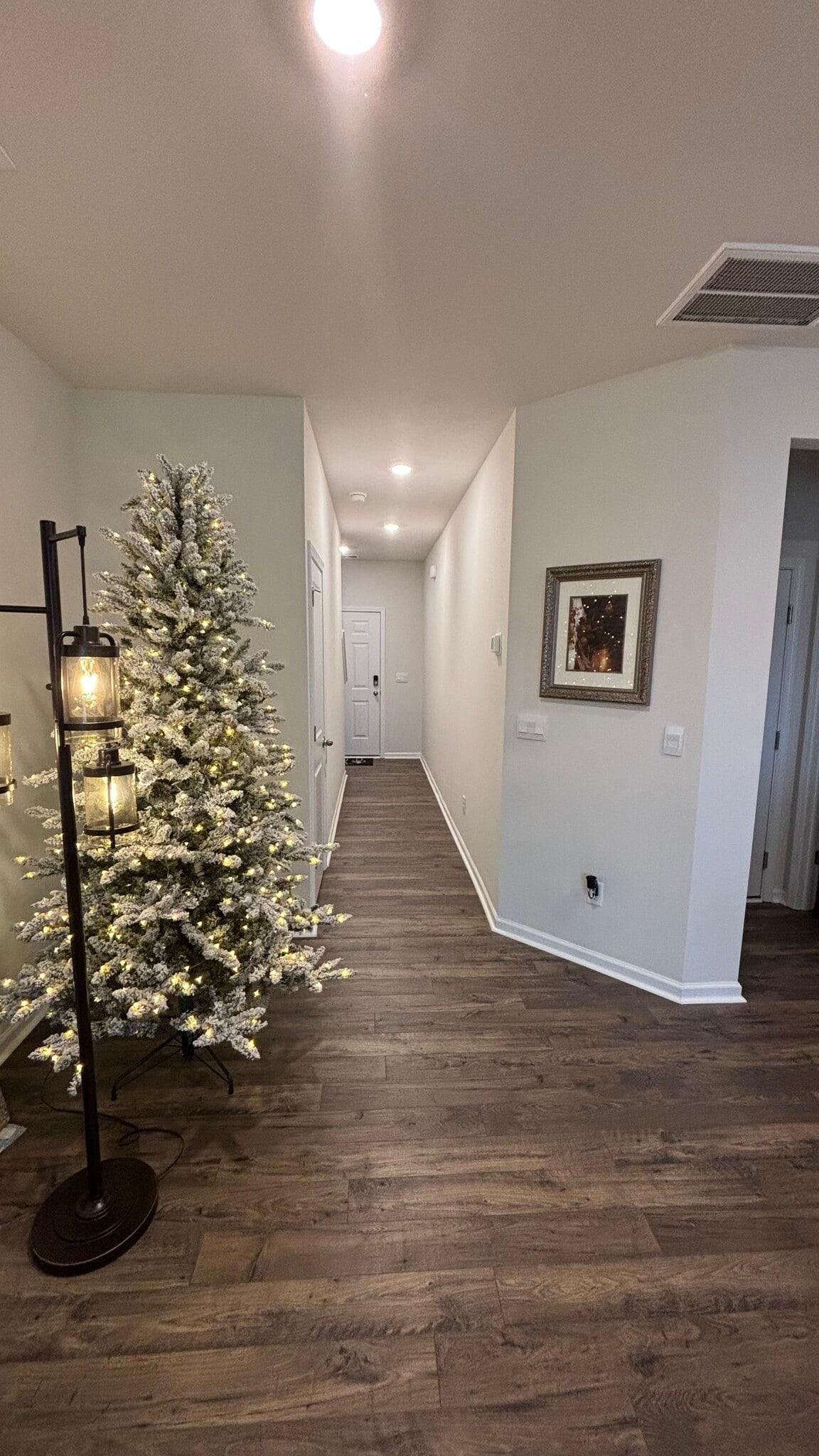 Building Photo - 325 Chapelwood Way