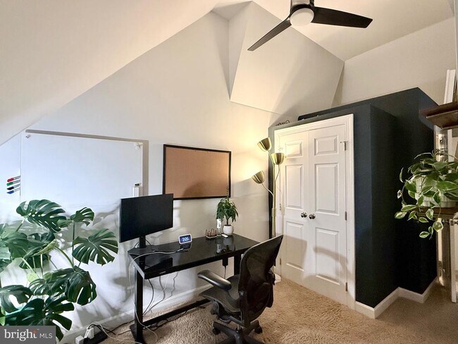 Building Photo - 4628 36th St S