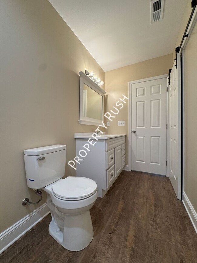 Building Photo - 8430 Springfield Rd