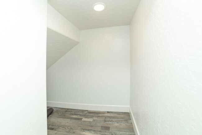 Building Photo - Newly Built 3/2.5 Woodside Home In Riverstone