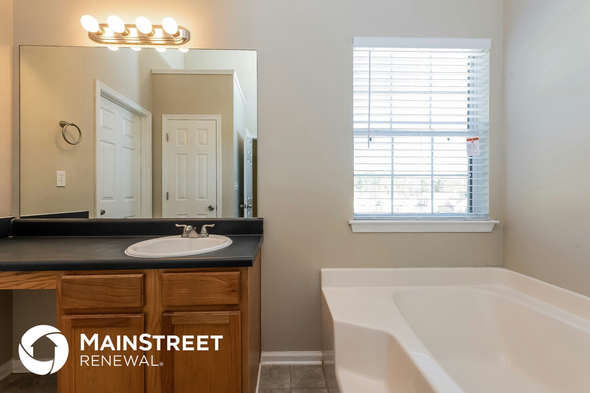 Building Photo - 530 Cherry Branch Ln