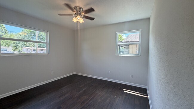 Building Photo - 8534 Addison Rd