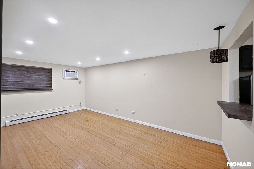 Building Photo - 20 S Logan St