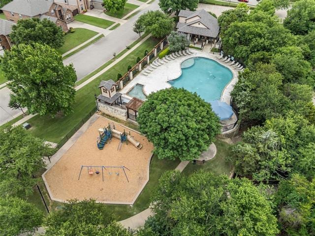 Building Photo - 1538 Oakmont Dr