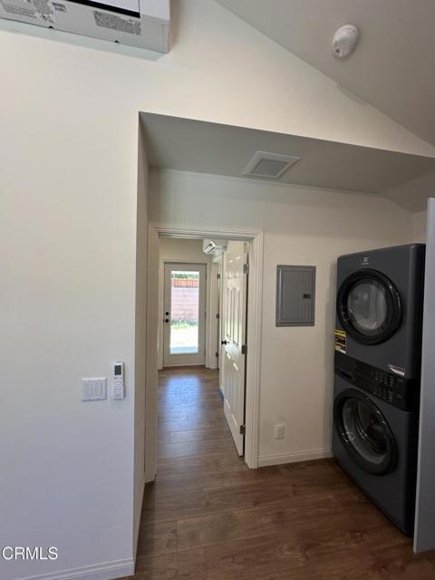 Building Photo - 7048 Murietta Ave