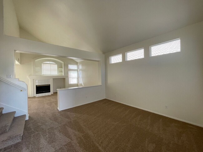Building Photo - Aspenglen In The Crossing At Summerlin