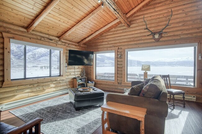 Building Photo - 5406 Henrys Lake Rd