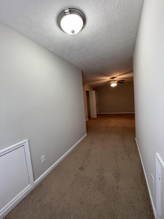 Building Photo - 4306 E Barcelona Way