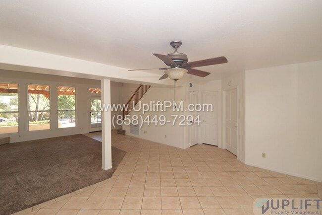 Building Photo - 4 Bedroom 2.5 Bath in San Diego Country Es...