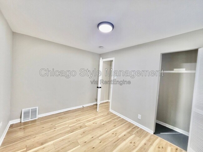 Building Photo - 14813 Evers St