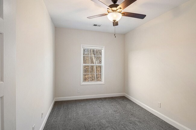 Building Photo - 550 Peachers Mill Rd