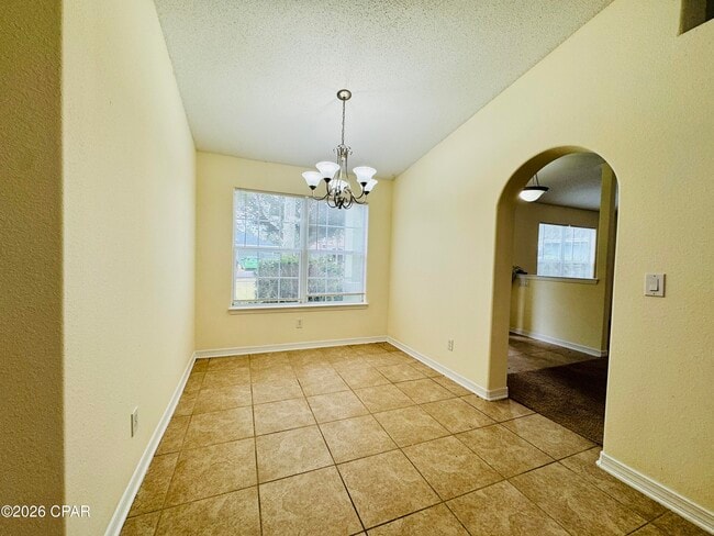 Building Photo - 409 Bainbridge St