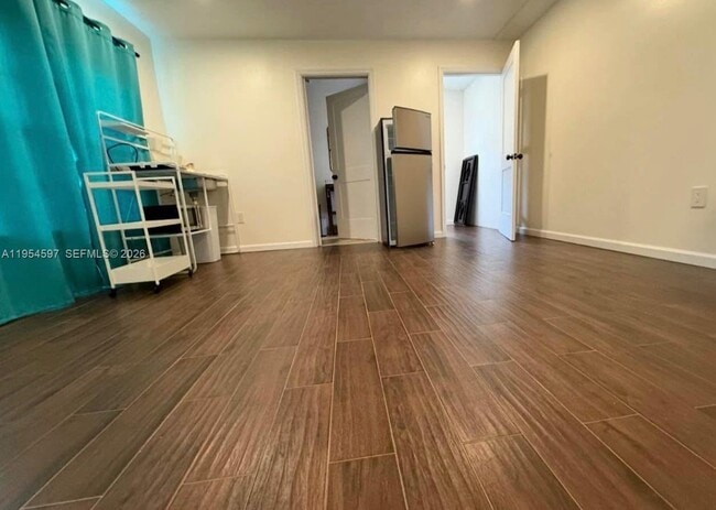 Building Photo - 7305 SW 135th Ct