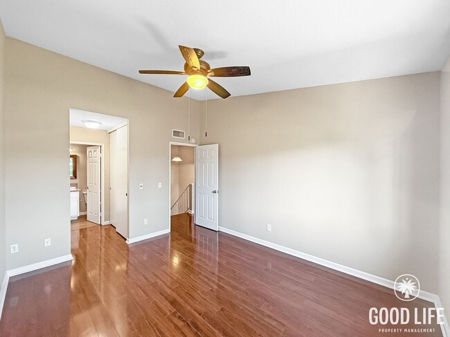 Building Photo - Beautiful 2B 2.5BA Townhouse in El Cajon!