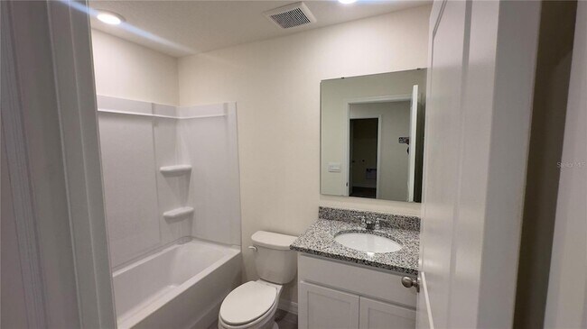 Building Photo - 5601 Brosnan Rd