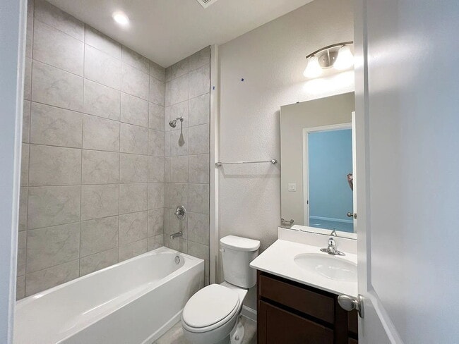 Building Photo - 5530 Bonn Way